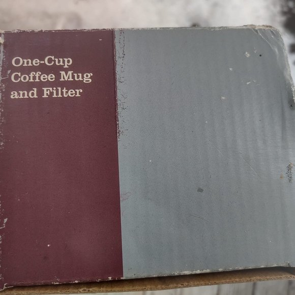2006 Starbucks coffee mug and filter (Original Box) - Picture 6 of 7